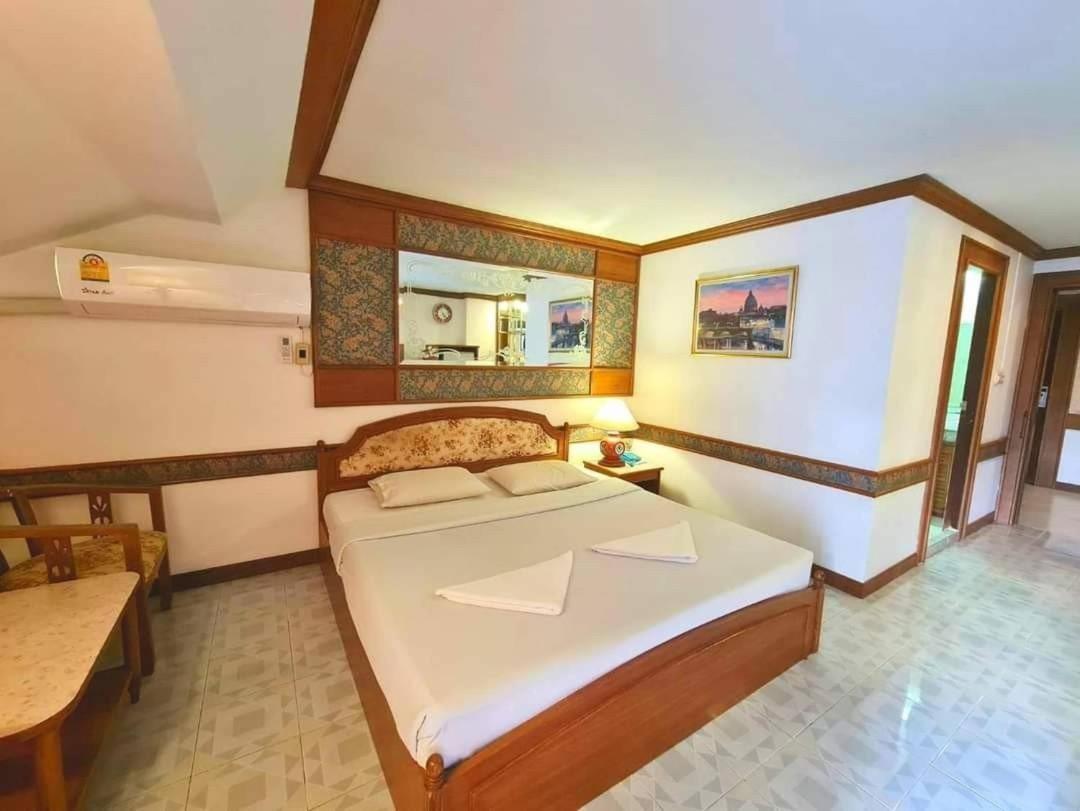 Hotel The Pacific Cool Chic à Chiang Mai Extérieur photo
