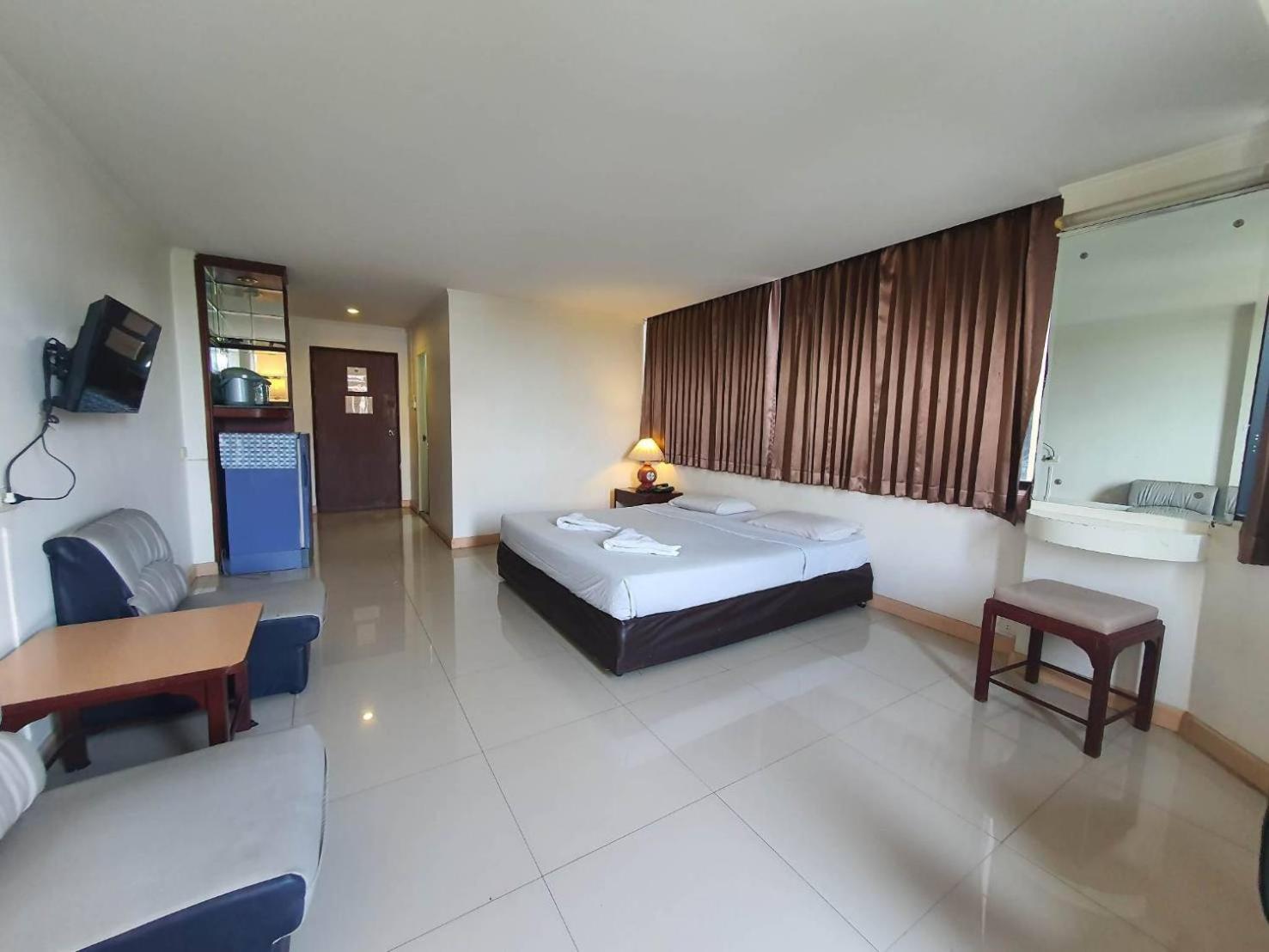 Hotel The Pacific Cool Chic à Chiang Mai Extérieur photo