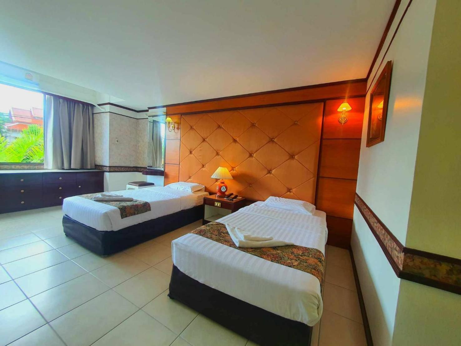 Hotel The Pacific Cool Chic à Chiang Mai Extérieur photo