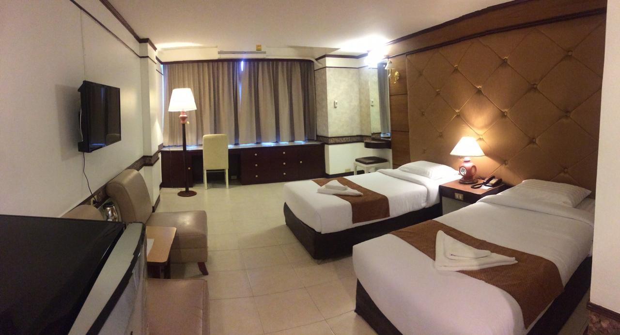 Hotel The Pacific Cool Chic à Chiang Mai Extérieur photo
